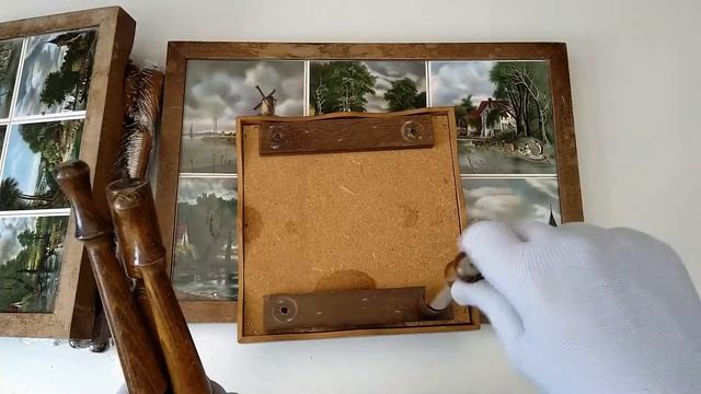 Старые столики с керамической плиткой смотреть онлайн