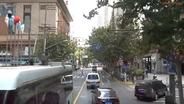 SHANGHAI CITY SIGHTSEEING TOUR BUS