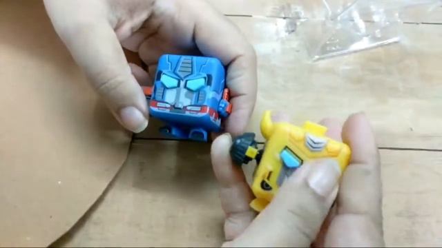 Unboxing Transformer Fidget Cube Toy : Bumblebee смотреть онлайн