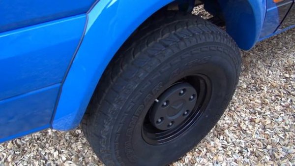 Mercedes-Benz Sprinter 319 CDI Iglhaut Allrad (2019) Exterior Walkaround