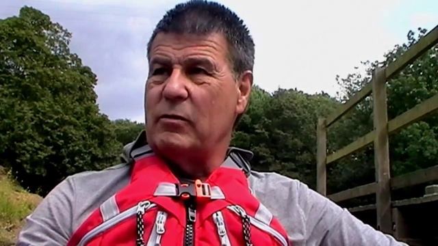Old Man In A Kayak - Kingfisher Trip смотреть онлайн