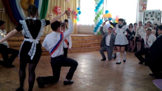 Танец на последнем звонке 2011 смотреть онлайн