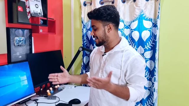 MagicStick Smallest PC | Plug Any Tv to Make Computer ? смотреть онлайн