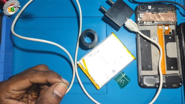 Dead Battery Solution Without Battery Booster смотреть онлайн