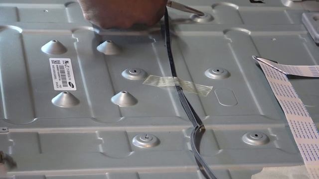 Samsung 55 Inch Smart TV Has Sound But No Picture. Samsung Model Un55h6203AF Television Repair.