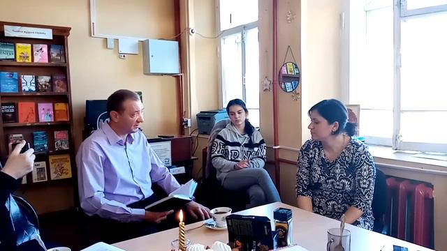 2 Виталий Дахнов Стоит девчонка у дороги 20 03 2021 Ловцы Библиотека смотреть онлайн