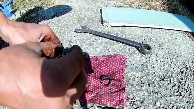 Ремонт ручной подкачки топлива. Не заводится камаз. Мусор под клапанами ручной помпы смотреть онлайн