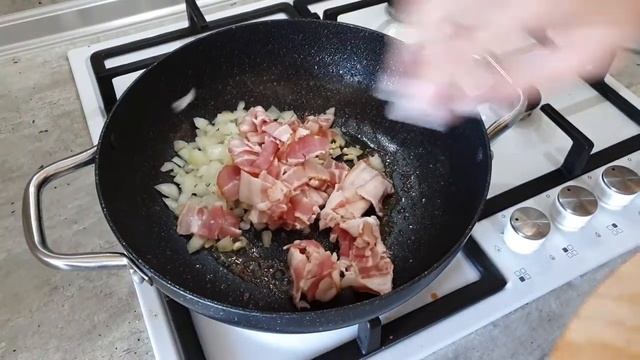 Куриная ГРУДКА В СЛИВОЧНОМ соусе с БРОККОЛИ и БЕКОНОМ! смотреть онлайн