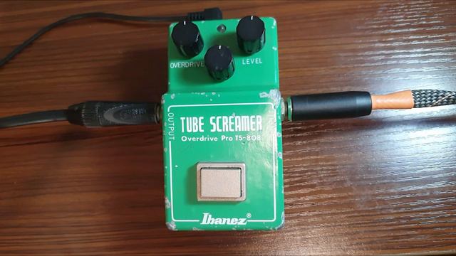 Vintage 1980 Ibanez Tube Screamer TS808 смотреть онлайн