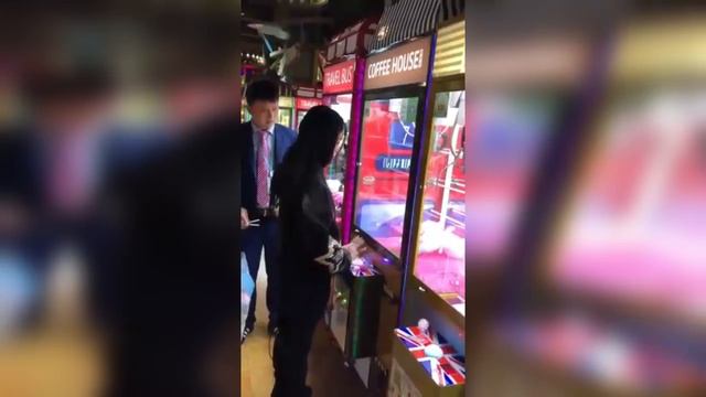Невиданное везение в игровом автомате игрушек смотреть онлайн