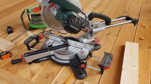 Пила торцовочная METABO KGS 254 M