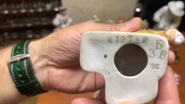 Разочаровался в приметах: и левая рука чесалась и птичка накакала на стекло - не сработало! смотреть онлайн