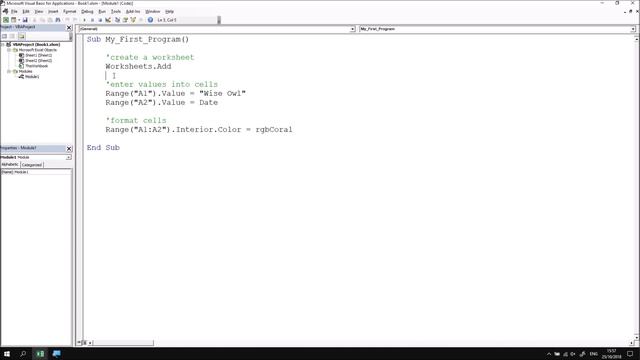 Excel VBA Online Course - 1.1.4 Running a Procedure смотреть онлайн