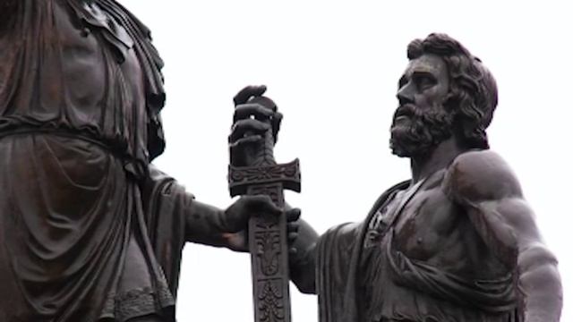 МИНИН И ПОЖАРСКИЙ. Простолюдин и Князь, спасшие Отечество смотреть онлайн