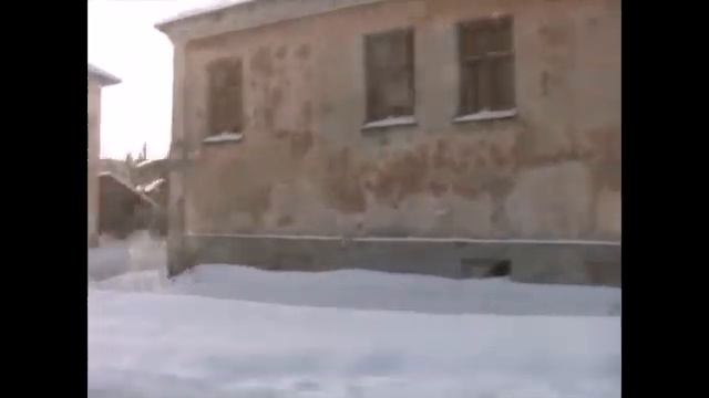 Выйти из зоны комфорта. В глушь, в деревню, встречать новый год. Романтика!