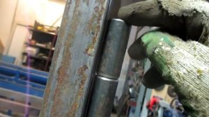 как приварить петлю на калитку