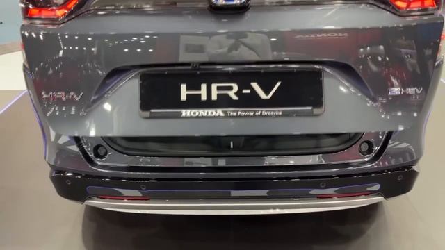 New HONDA HR-V 2022 - Practicality Test & CRAZY Magic Seats Demonstration