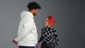 10 ДЕВУШЕК vs 1 ПАРЕНЬ: БИГ СМОУК