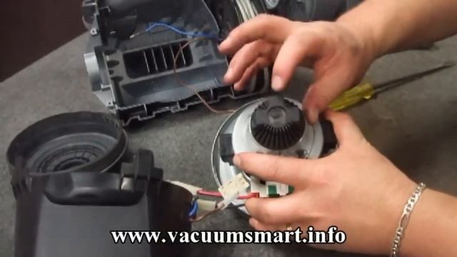 How to change the motor in a Dyson DC08 vacuum cleaner смотреть онлайн