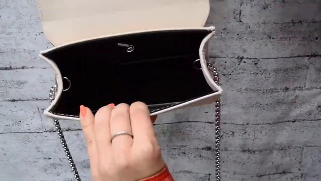 сумка через плечо с цветами и птицами белая ручка цепочка смотреть онлайн