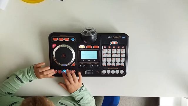 VTech Kidi DJ Mix vorgestellt und getestet смотреть онлайн