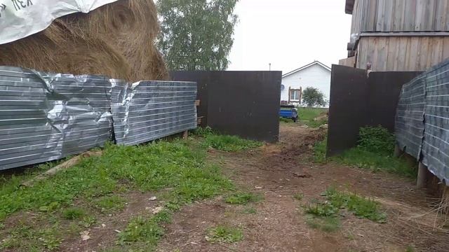 Жизнь в деревне//В лес по грибы// смотреть онлайн