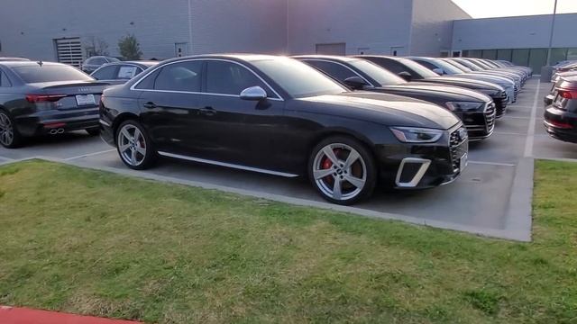 2020 Audi A4 and S4 - Is This Updated Design Enough? смотреть онлайн