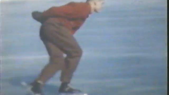 Figure Skating 1940's смотреть онлайн