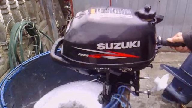 Suzuki 2,5 hp outboard motor 2010r four stroke ( 4-SUW ) смотреть онлайн