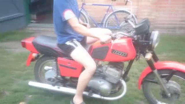 ИЖ юпитер 5 рушаем без сцепления! смотреть онлайн