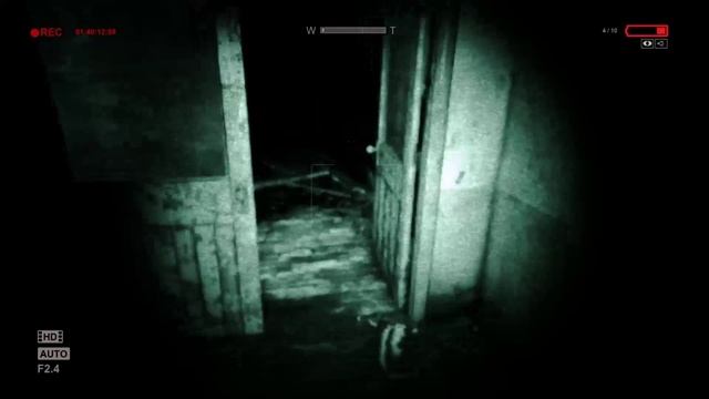 Outlast Walkthrough Part 10 (The Laundry Chute Needs Three Fuses) смотреть онлайн