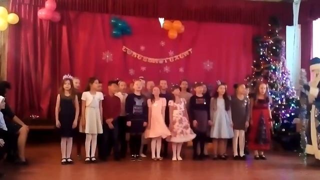 Новый год к нам идет))) смотреть онлайн