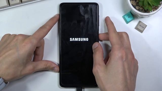 How to Wipe Cache Partition in SAMSUNG Galaxy M52 – Delete Temporary Cache Files смотреть онлайн