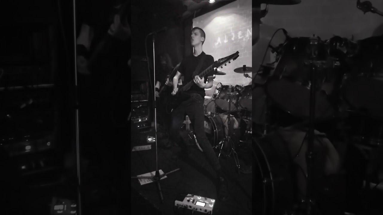 Я не гнался за простой судьбой... #alienations #dark_metal #metal #alternative_metal #livemetal смотреть онлайн
