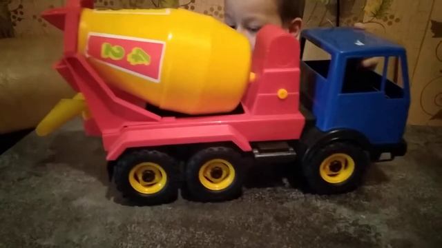 БЕТОНОМЕШАЛКА смотреть онлайн