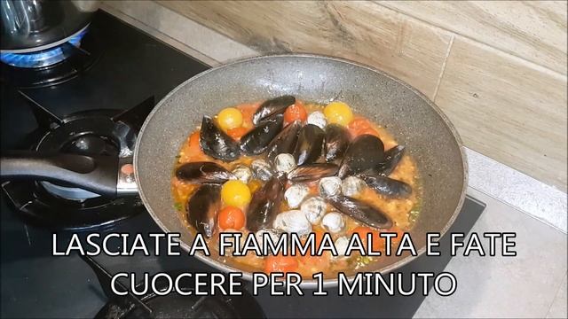 LINGUINE COZZE E VONGOLE IN 1 MINUTO | Ricette Veloci | FoodVlogger