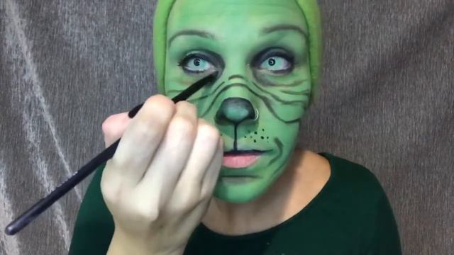 The Grinch Makeup