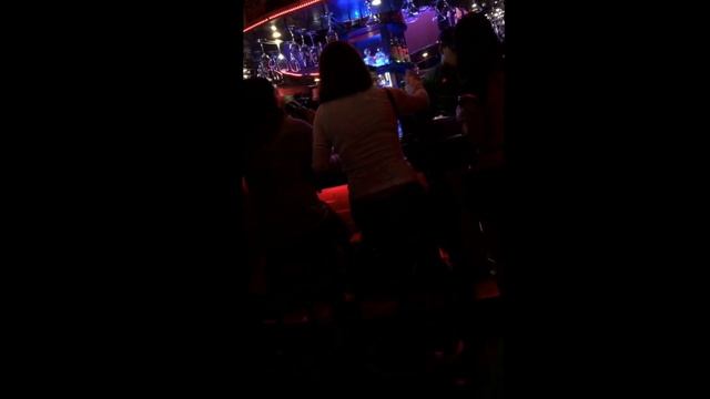 Manila, Philippines - Inside LA Cafe смотреть онлайн