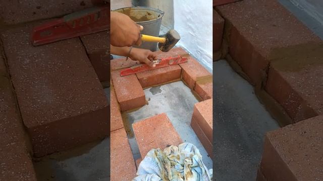 Укладка кирпича, печь-камин, первый ряд смотреть онлайн