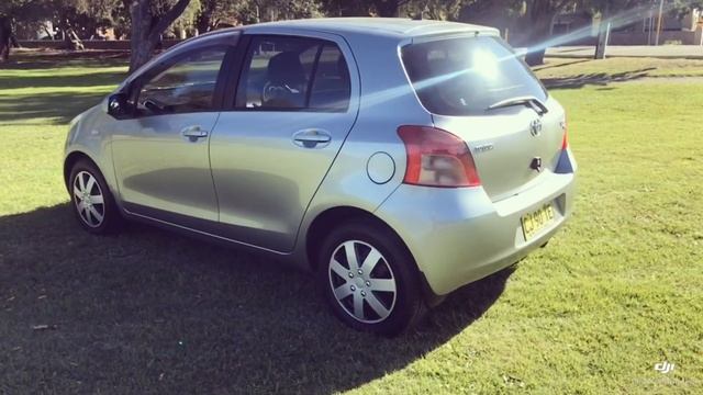 Toyota Yaris Yr 1.3L Automatic смотреть онлайн