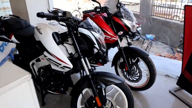 2021 Bajaj Pulsar RS 200 vs NS 200 Full Comparison смотреть онлайн