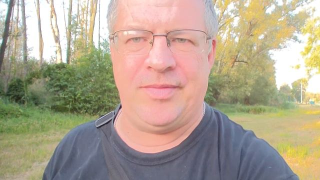 ЮТУБ. Штатив. Приспособления для съёмки. смотреть онлайн