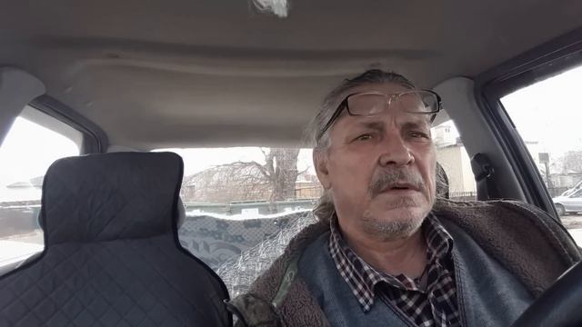 Живу на пенсии в деревне Поехал в соседнее село Купил рабицу на забор Проводили внучка смотреть онлайн