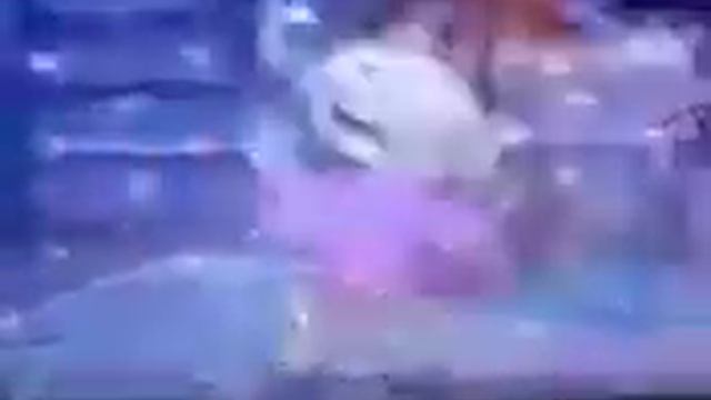 Мейбол поёт песню Джанет смотреть онлайн