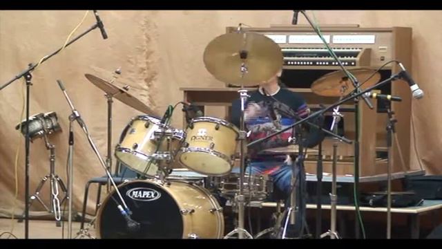 Владимир Сысоев (барабанщик группы В. Я. Леонтьева). Открытый урок по свингу. Муз. училище, Н-Тагил смотреть онлайн