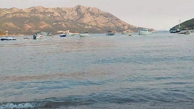 Лазурное 2021 Море В Черногории какое сегодня смотрите смотреть онлайн