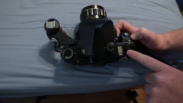Pentax 67ii Issues When Handle Put On