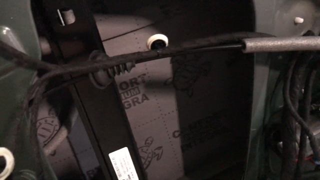 Skoda Octavia шумка 4-х дверей в 4 слоя. Автозвук насыщеннее, в салоне тише. Облегченные материалы смотреть онлайн