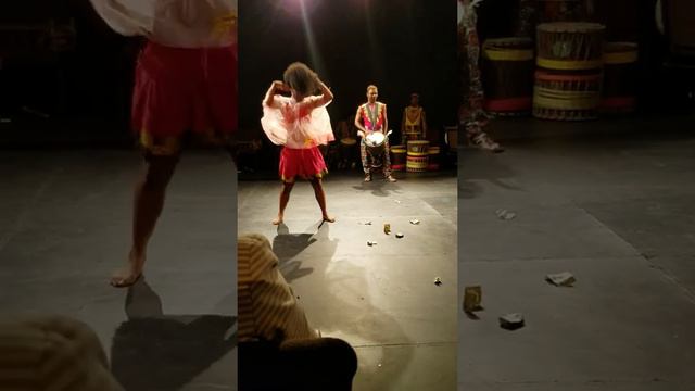 Afriky Lolo in St.Louis смотреть онлайн