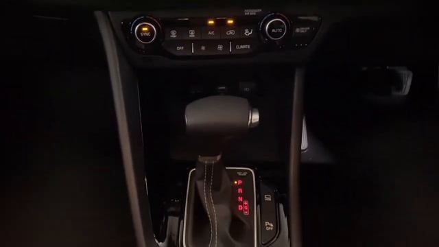 Acorn Kia - Kia Niro 1.6 GDi Connect DCT - 99033 смотреть онлайн